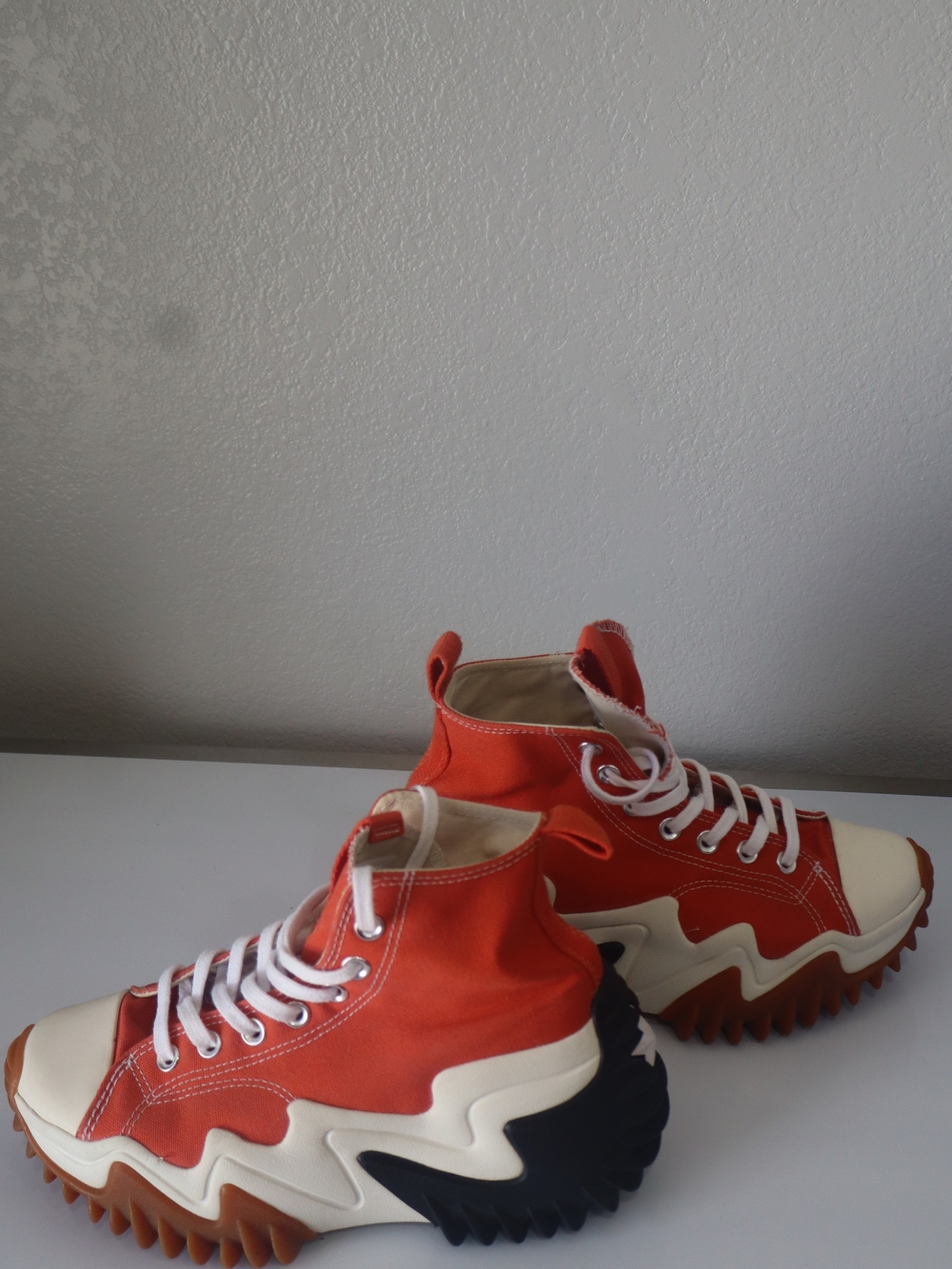 Perfect ! Size 7.5 Converse Run Star Motion Platform High- Mantra Orange . - Picture 3 of 9